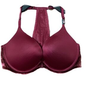 Victoria Secret Very Sexy Push Up Bra Size 34C New with tags.
